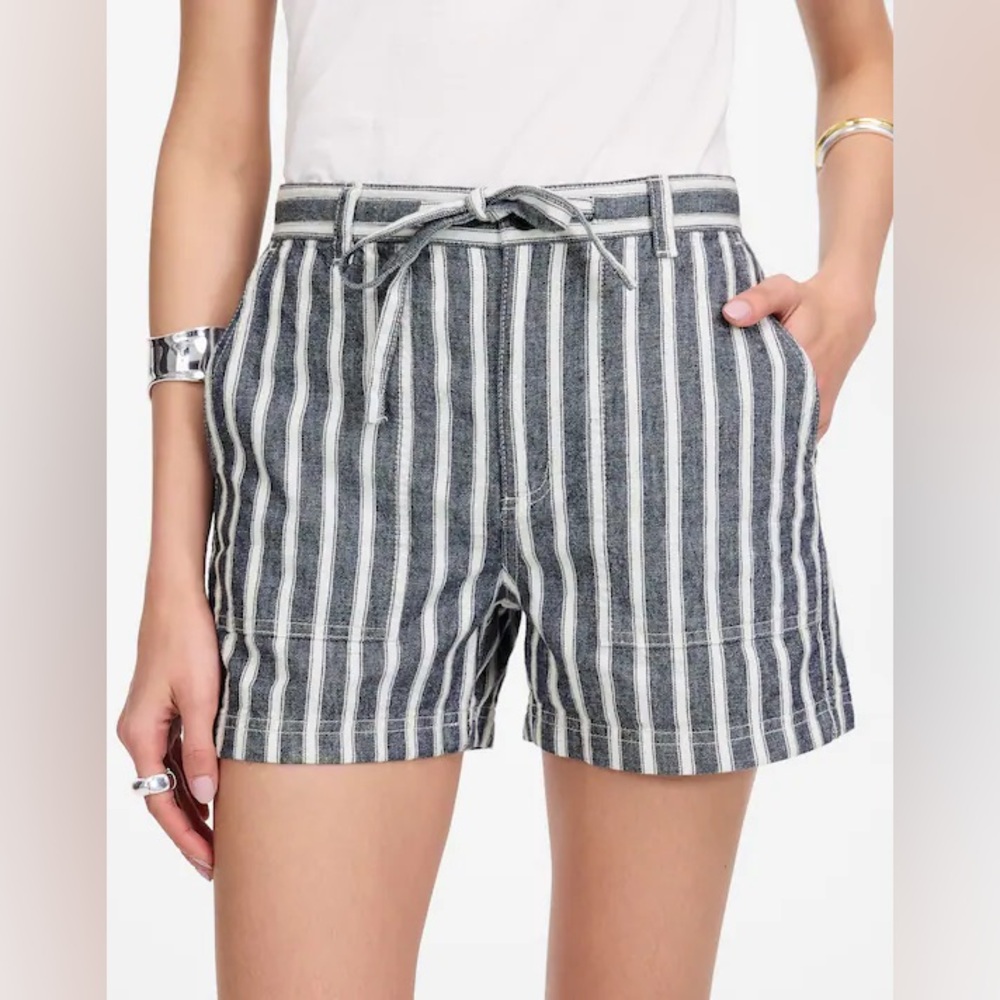 NWOT Madewell Pull-On Drawstring Shorts - Medium - Navy White Stripe